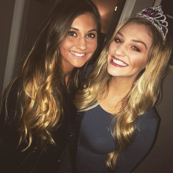 Meet your Posher, Makenzie - Picture 1 of 1